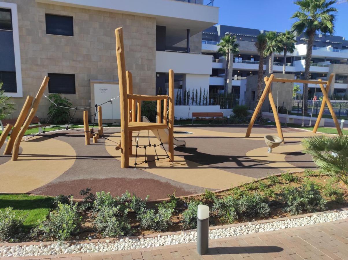 Lovely First Floor Apartment, Heating Pool ! Alicante Exterior photo